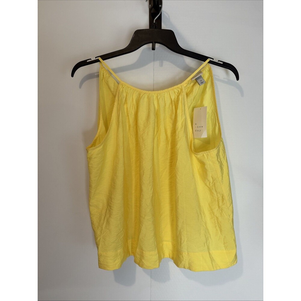 Wild Fable Lemon Yellow Crop Tank Top Eyelet Lace Fabric Women Med NWT Chest 35"